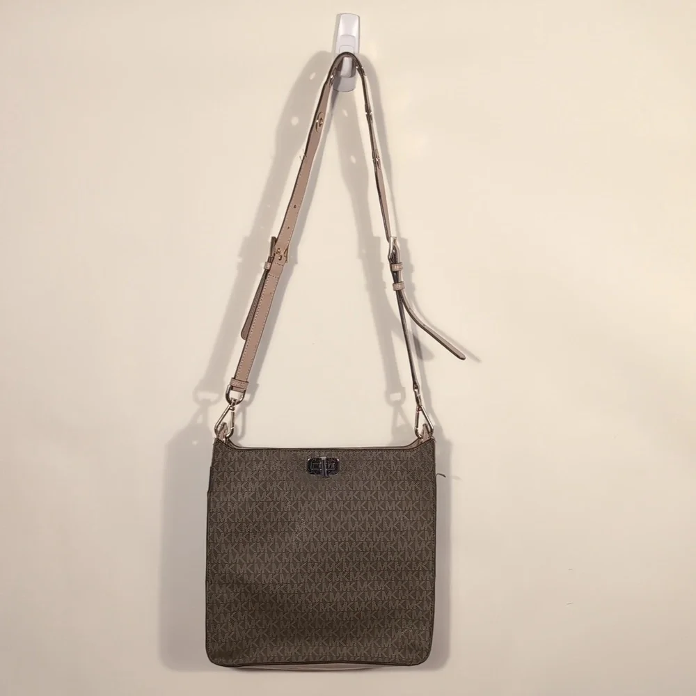 MICHAEL KORS Sullivan Large Messenger Bag - Signature Logo PVC